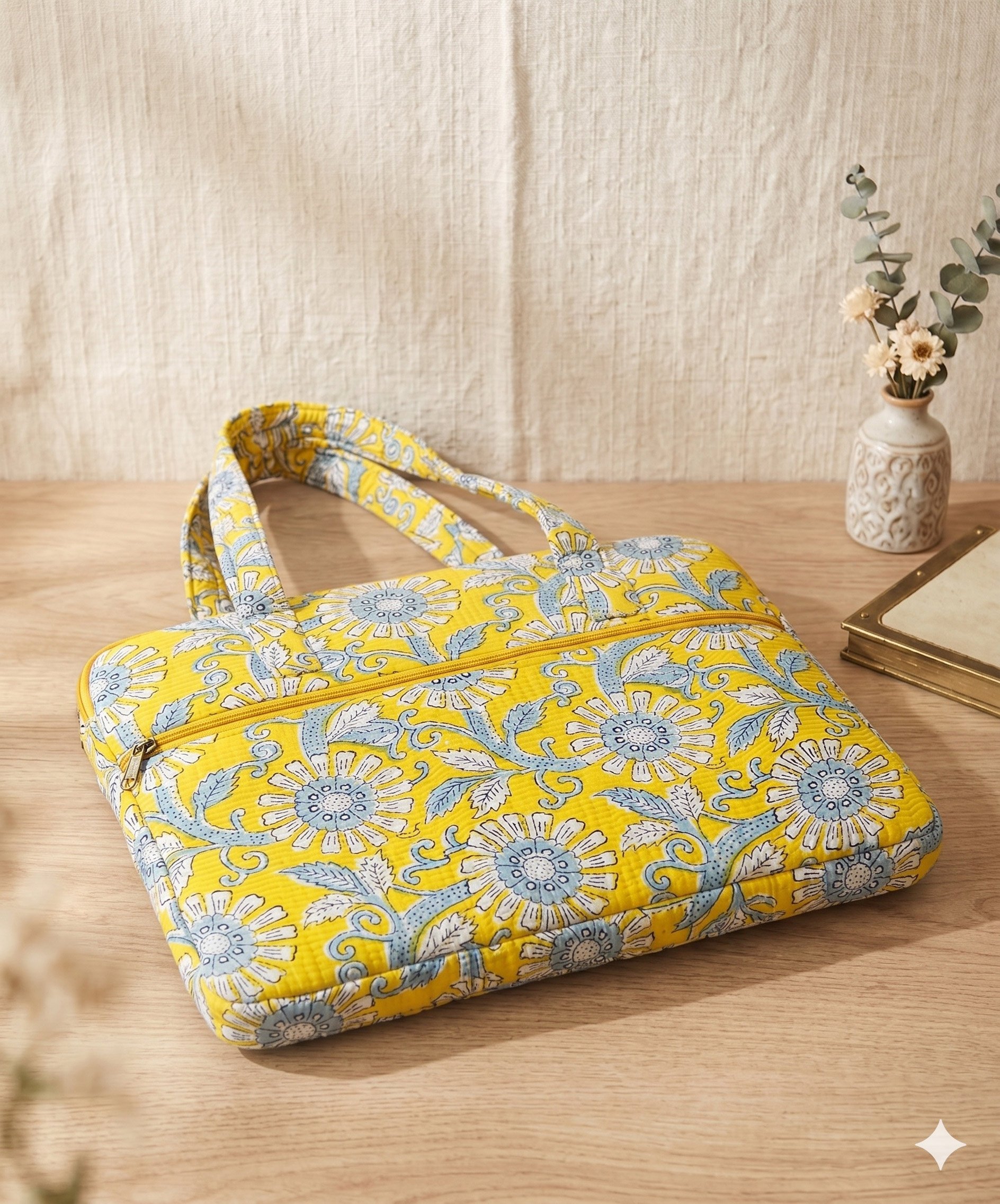 Sunburst Daisy Laptop Bag